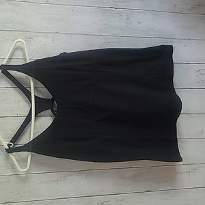 PRANA Momento Top. Size L. Workout Tank Top Black. Stretchy, built-in bra.
